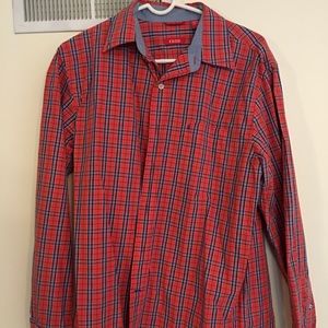 IZOD long sleeve button down